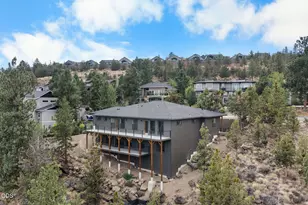 3335 NW Fairway Heights Dr, Bend, OR 97703 - Photo 2