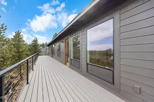 3335 NW Fairway Heights Dr, Bend, OR 97703 - Photo 8