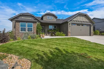 2440 SW 43rd Place, Redmond, OR 97756 - Photo 1