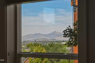 2440 SW 43rd Pl, Redmond, OR 97756 - Photo 10