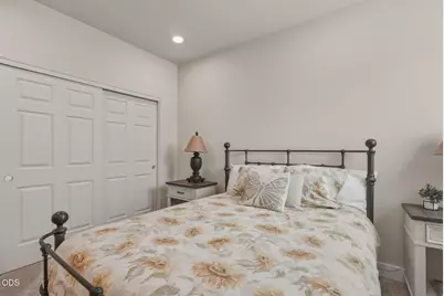 61574 Devils Lake Drive, Bend, OR 97702 - Photo 22