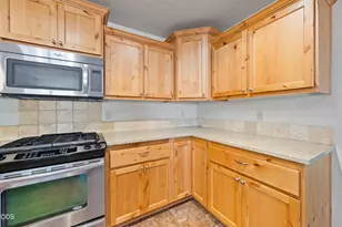 2330 NW 10th St, Redmond, OR 97756 - Photo 16