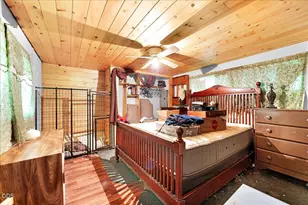 7001 Rogue River, Grants Pass, OR 97527 - Photo 4