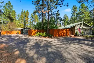 14911 Conestoga, Sisters, OR 97759 - Photo 1