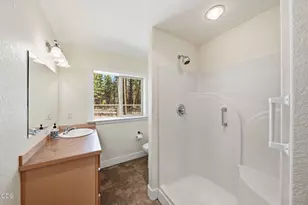 14911 Conestoga, Sisters, OR 97759 - Photo 76