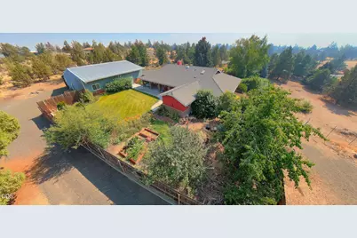 200 SE Crestview Lane, Madras, OR 97741 - Photo 44