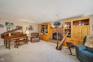 200 SE Crestview Ln, Madras, OR 97741 - Photo 6
