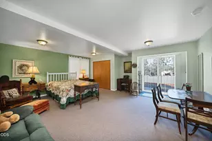 200 SE Crestview Ln, Madras, OR 97741 - Photo 28