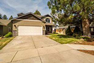 63337 NW Lavacrest St, Bend, OR 97703 - Photo 1