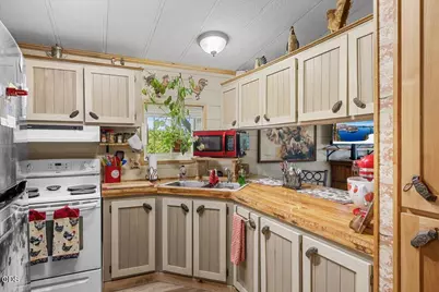 5648 Foothill Boulevard #SPC 7, Grants Pass, OR 97526 - Photo 8
