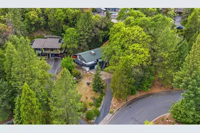1441 NW B Street, Grants Pass, OR 97526 - Photo 40