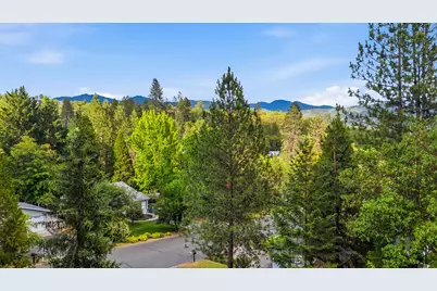 1441 NW B Street, Grants Pass, OR 97526 - Photo 44