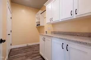 656 Nobility Dr, Medford, OR 97501 - Photo 18