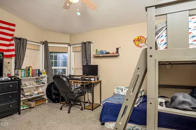 2285 Jasmine Avenue, Medford, OR 97501 - Photo 18