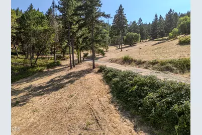 3591 S Stage Road #Lot 12, Medford, OR 97501 - Photo 4