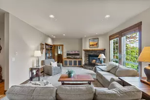 20960 Gardenia Ave, Bend, OR 97702 - Photo 10