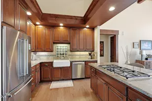61927 Fall Creek Loop, Bend, OR 97702 - Photo 12