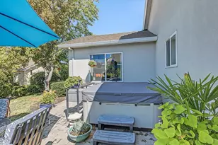 728 Cherrywood Dr, Medford, OR 97504 - Photo 28
