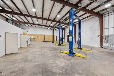 [Address not provided], Medford, OR 97502 - Photo 8
