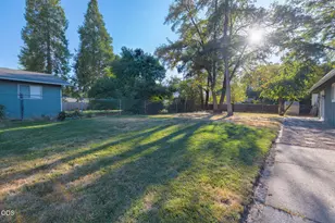 1102 SW Oak St, Grants Pass, OR 97526 - Photo 44