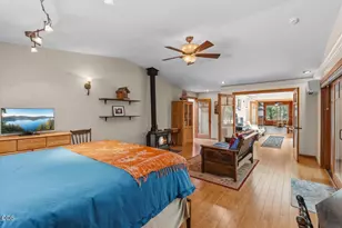 8843 Deer Creek Rd, Selma, OR 97538 - Photo 22