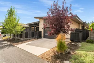 1036 N Forest Edge Dr, Sisters, OR 97759 - Photo 42