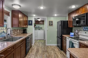 1712 NW Elm Ct, Redmond, OR 97756 - Photo 20