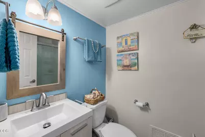 1712 NW Elm Court, Redmond, OR 97756 - Photo 10