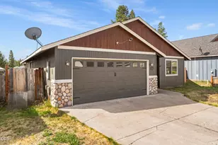 16423 Riley Dr, La Pine, OR 97739 - Photo 2