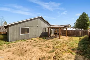 16423 Riley Dr, La Pine, OR 97739 - Photo 4