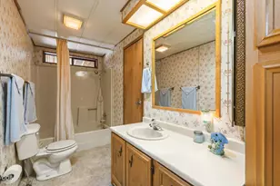 11800 Tingley Ln, Klamath Falls, OR 97603 - Photo 32