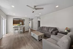 1549 NW Upas Pl, Redmond, OR 97756 - Photo 4