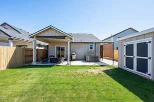 1549 NW Upas Pl, Redmond, OR 97756 - Photo 26