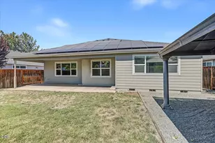 130 Glenwood Dr, Eagle Point, OR 97524 - Photo 36