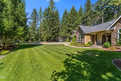 232 Riessen Road, Grants Pass, OR 97526 - Photo 4