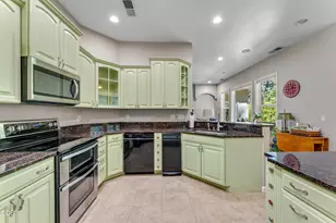 232 Riessen Rd, Grants Pass, OR 97526 - Photo 16