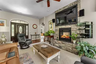232 Riessen Rd, Grants Pass, OR 97526 - Photo 6