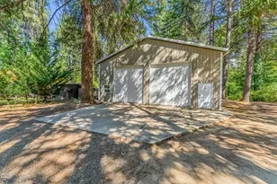 232 Riessen Rd, Grants Pass, OR 97526 - Photo 38