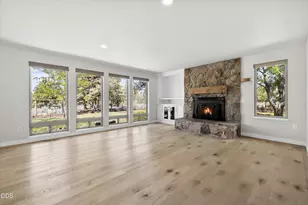 62846 Montara Dr, Bend, OR 97701 - Photo 10