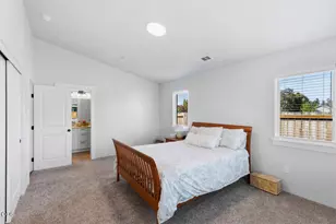 1880 Aster St, Medford, OR 97501 - Photo 28