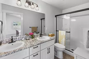 1880 Aster St, Medford, OR 97501 - Photo 30