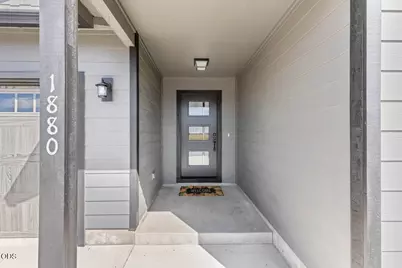 1880 Aster Street, Medford, OR 97501 - Photo 6