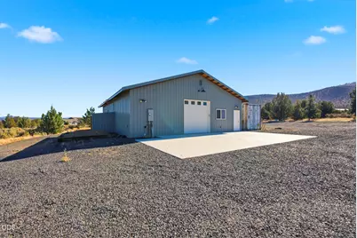 8620 SW Copley Road, Powell Butte, OR 97753 - Photo 38