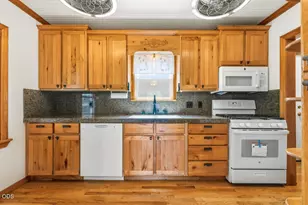 4634 Crosby, Klamath Falls, OR 97603 - Photo 8