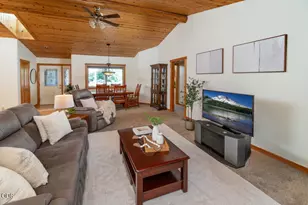 16921 Pony Express Way, Bend, OR 97707 - Photo 2