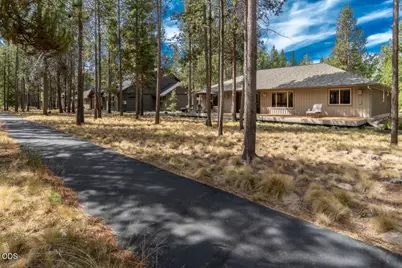 16921 Pony Express Way, Bend, OR 97707 - Photo 18