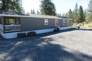 33983 Copperfield Dr, Chiloquin, OR 97624 - Photo 1