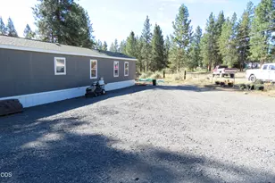 33983 Copperfield Dr, Chiloquin, OR 97624 - Photo 2