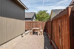 20062 Mt Faith Pl, Bend, OR 97702 - Photo 22
