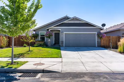 2466 SW Metolius Avenue, Redmond, OR 97756 - Photo 2